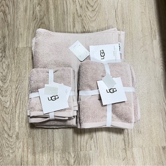 8 Pc UGG MARTIS Moon Dust ORGANIC COTTON Towel Set Bath, Hand Washcloth Beige - Picture 5 of 5